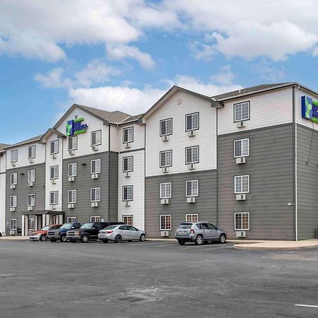 Extended Stay America Select Suites - Wichita - North ภายนอก รูปภาพ