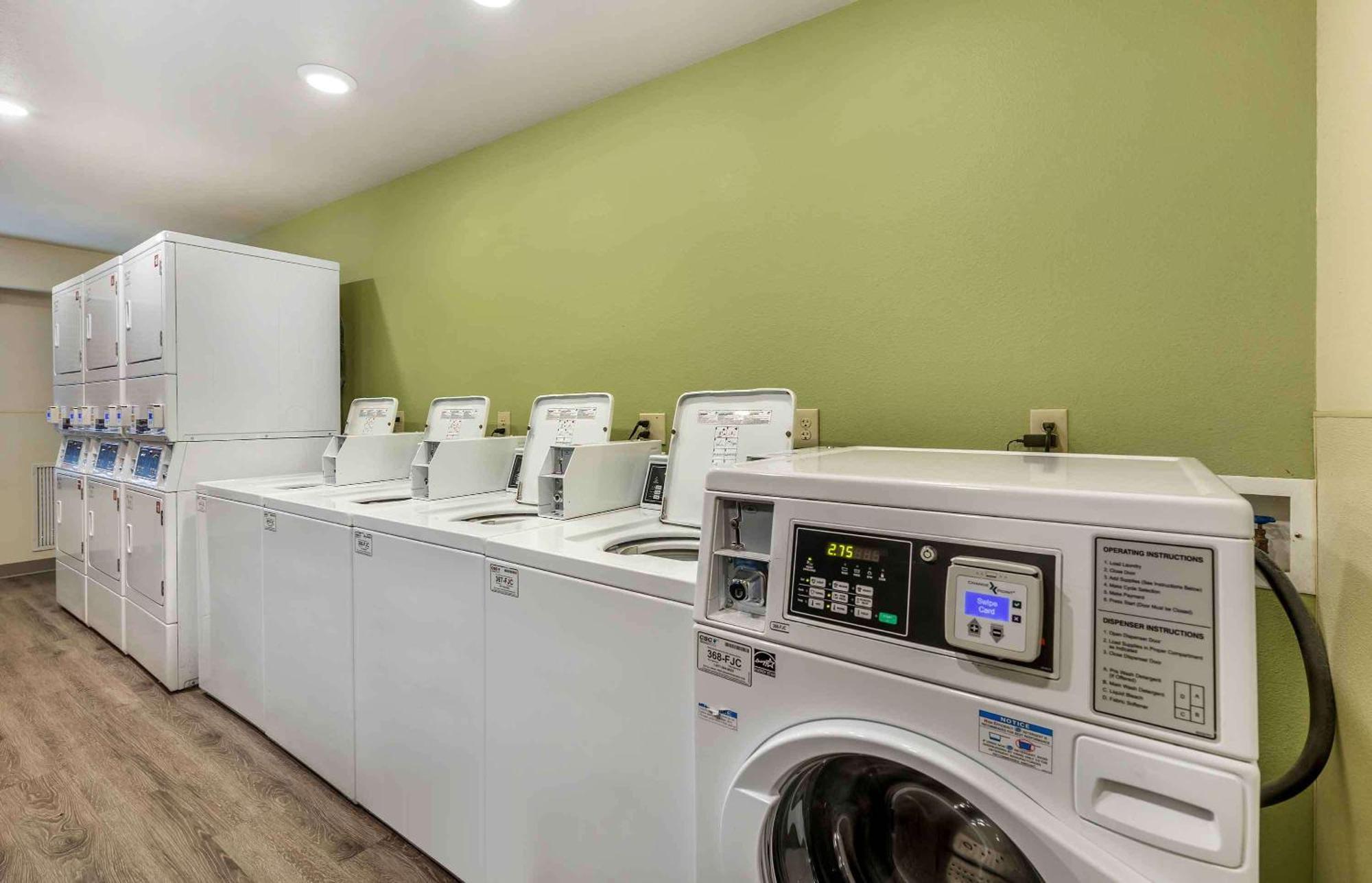 Extended Stay America Select Suites - Wichita - North ภายนอก รูปภาพ