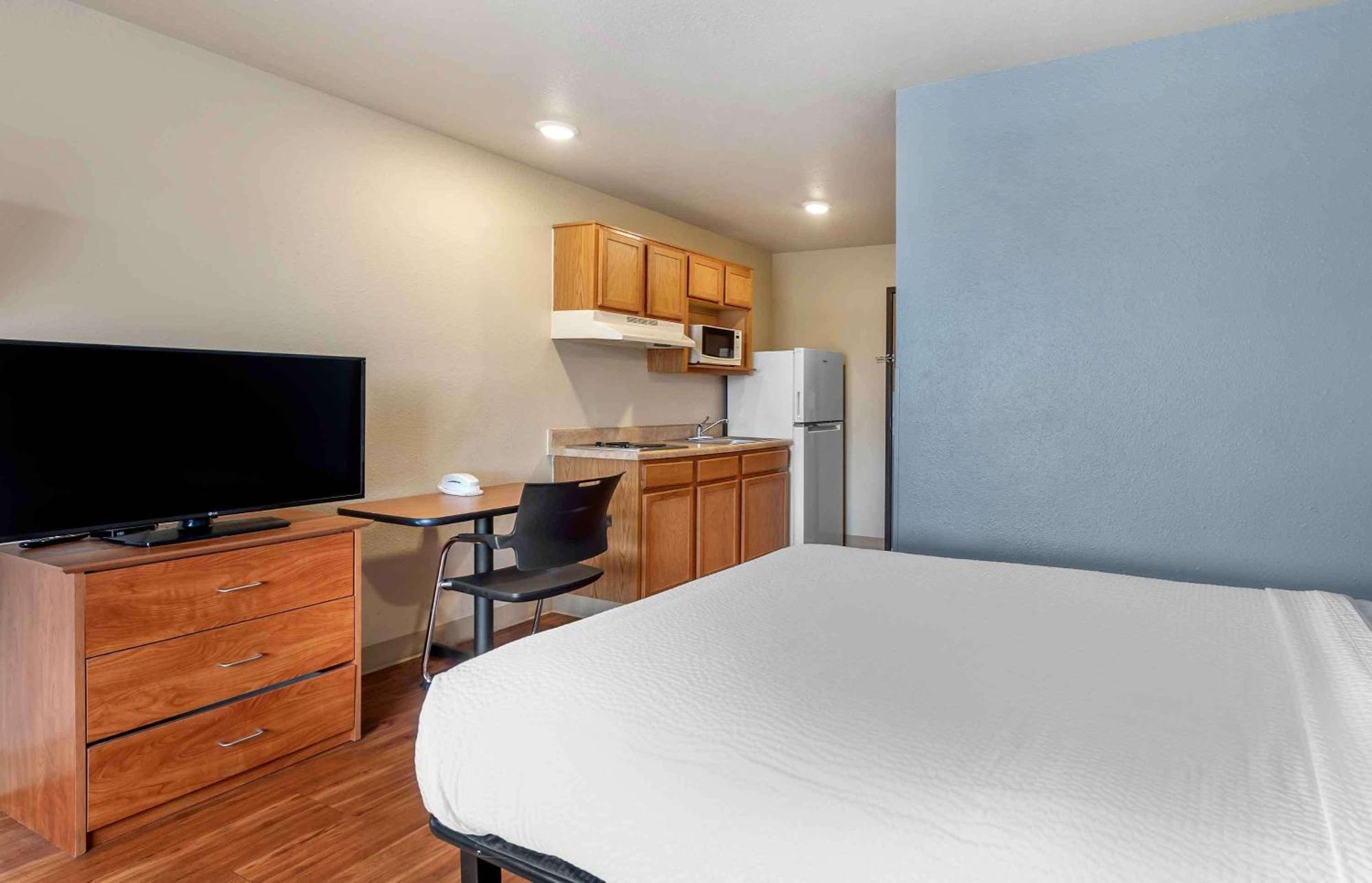 Extended Stay America Select Suites - Wichita - North ภายนอก รูปภาพ