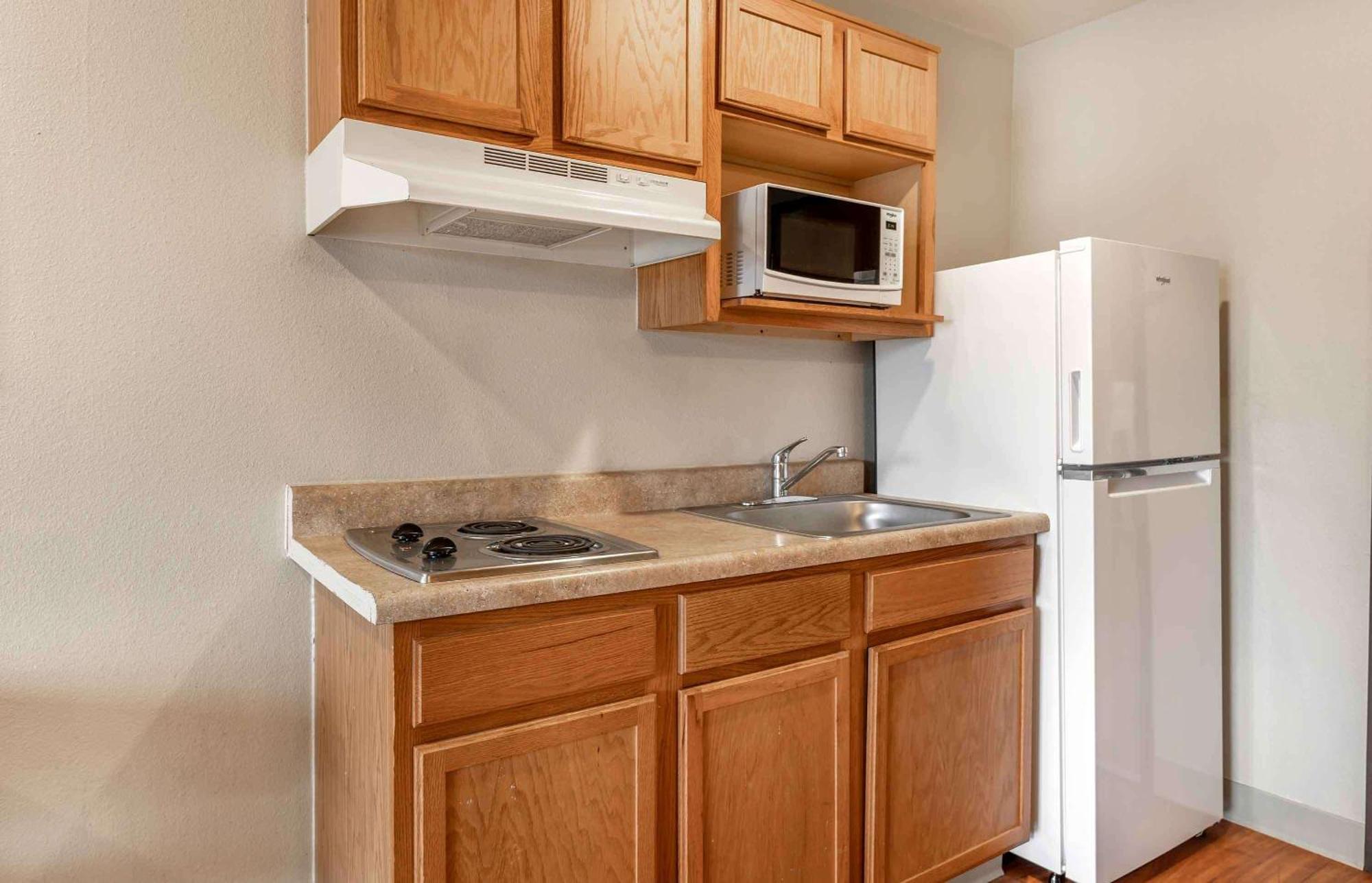 Extended Stay America Select Suites - Wichita - North ภายนอก รูปภาพ