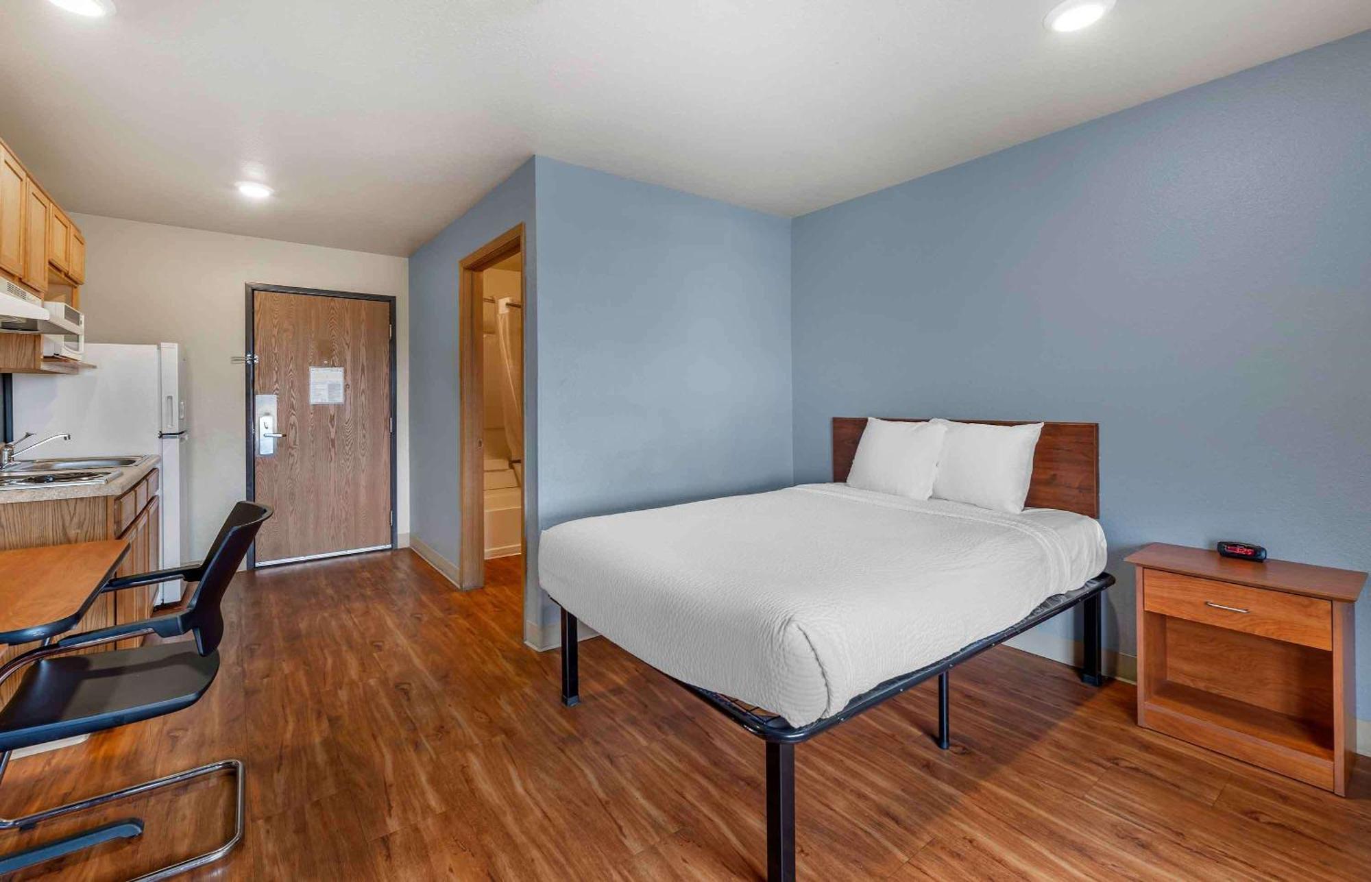 Extended Stay America Select Suites - Wichita - North ภายนอก รูปภาพ
