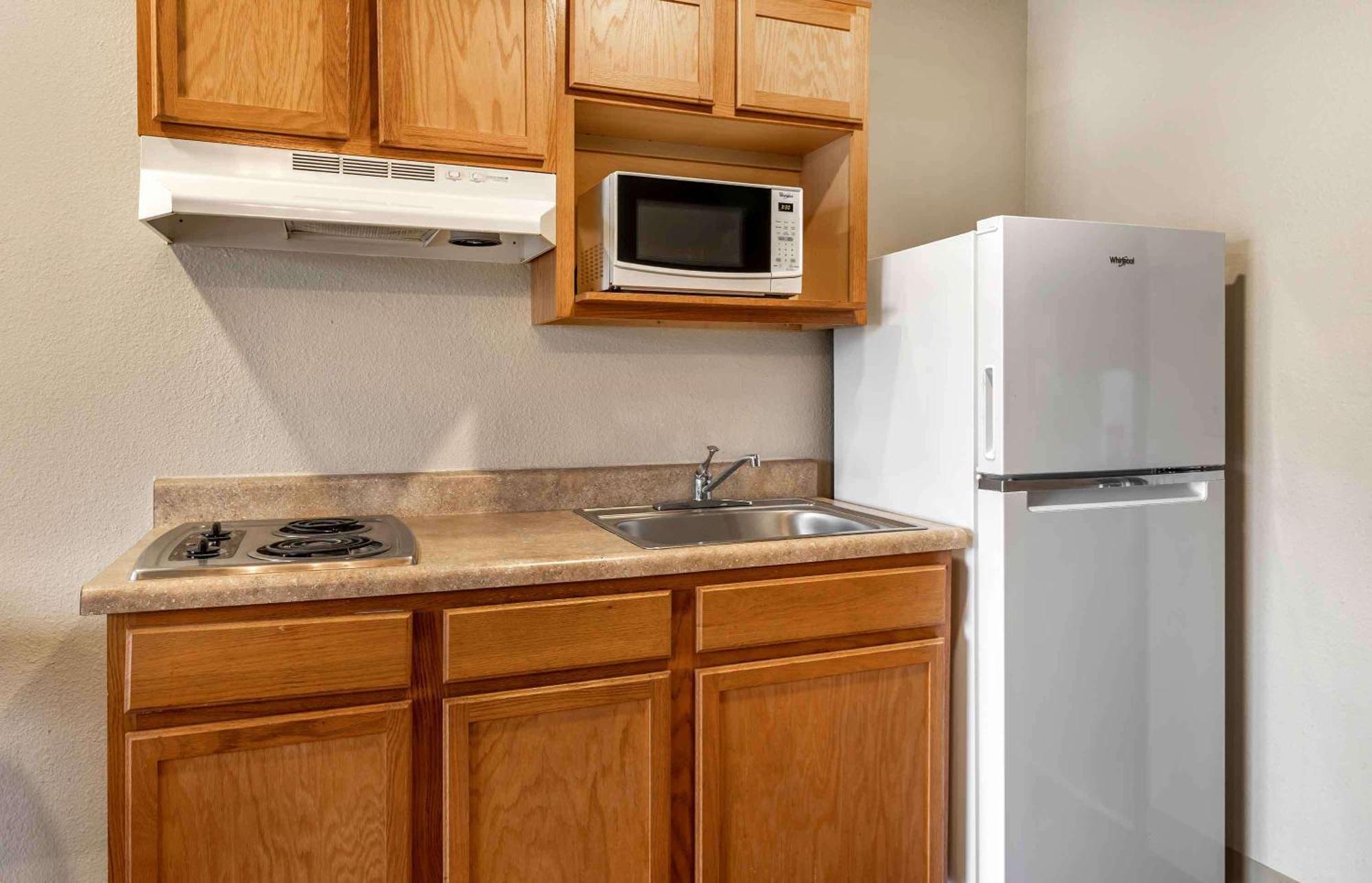 Extended Stay America Select Suites - Wichita - North ภายนอก รูปภาพ