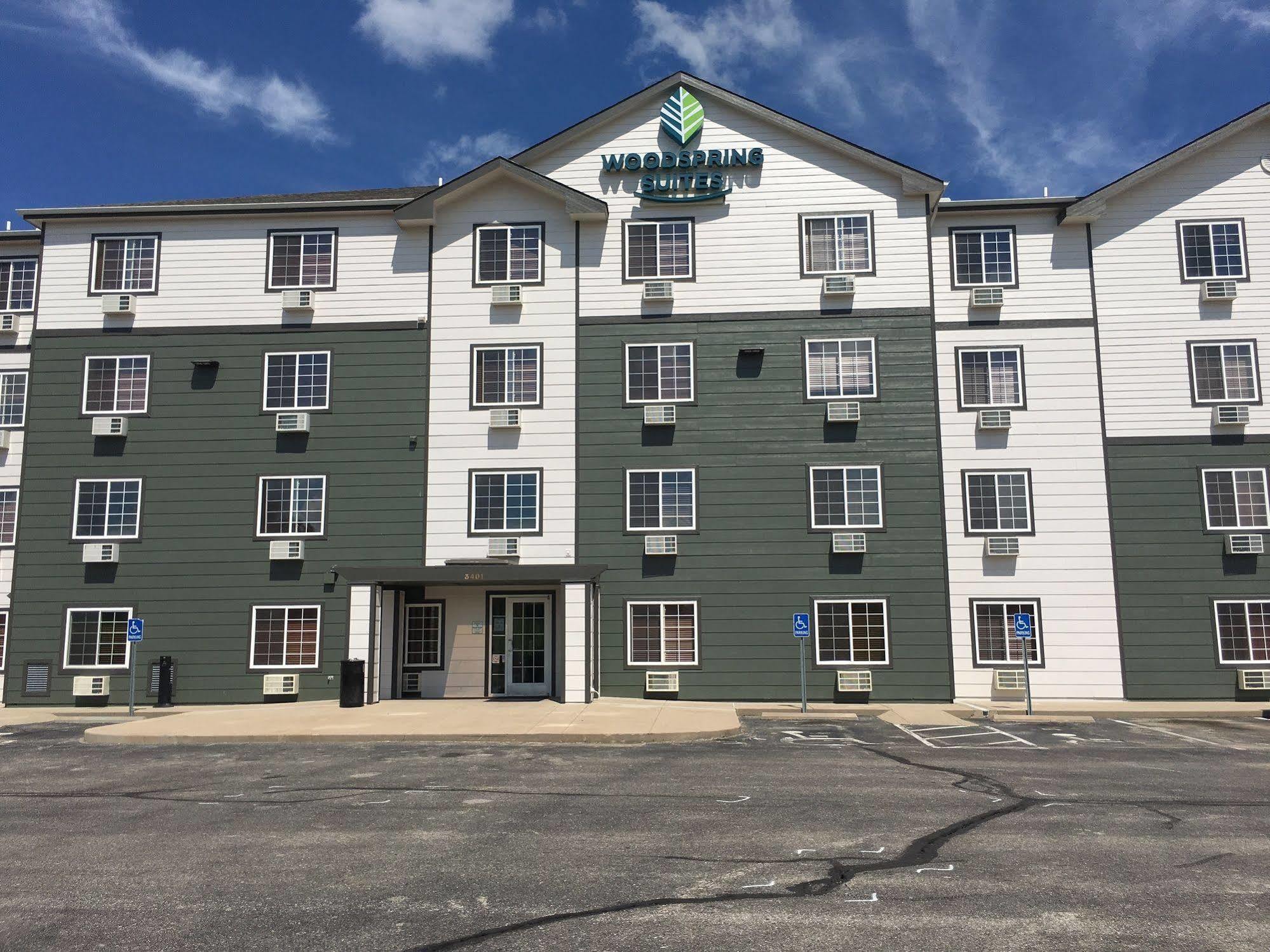 Extended Stay America Select Suites - Wichita - North ภายนอก รูปภาพ