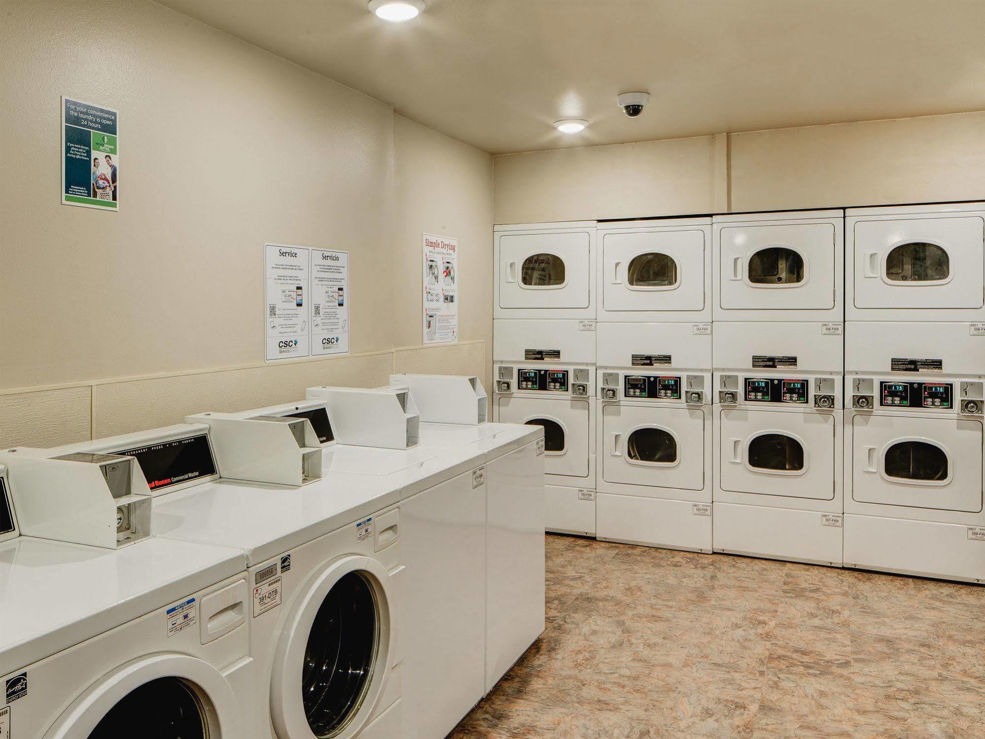 Extended Stay America Select Suites - Wichita - North ภายนอก รูปภาพ