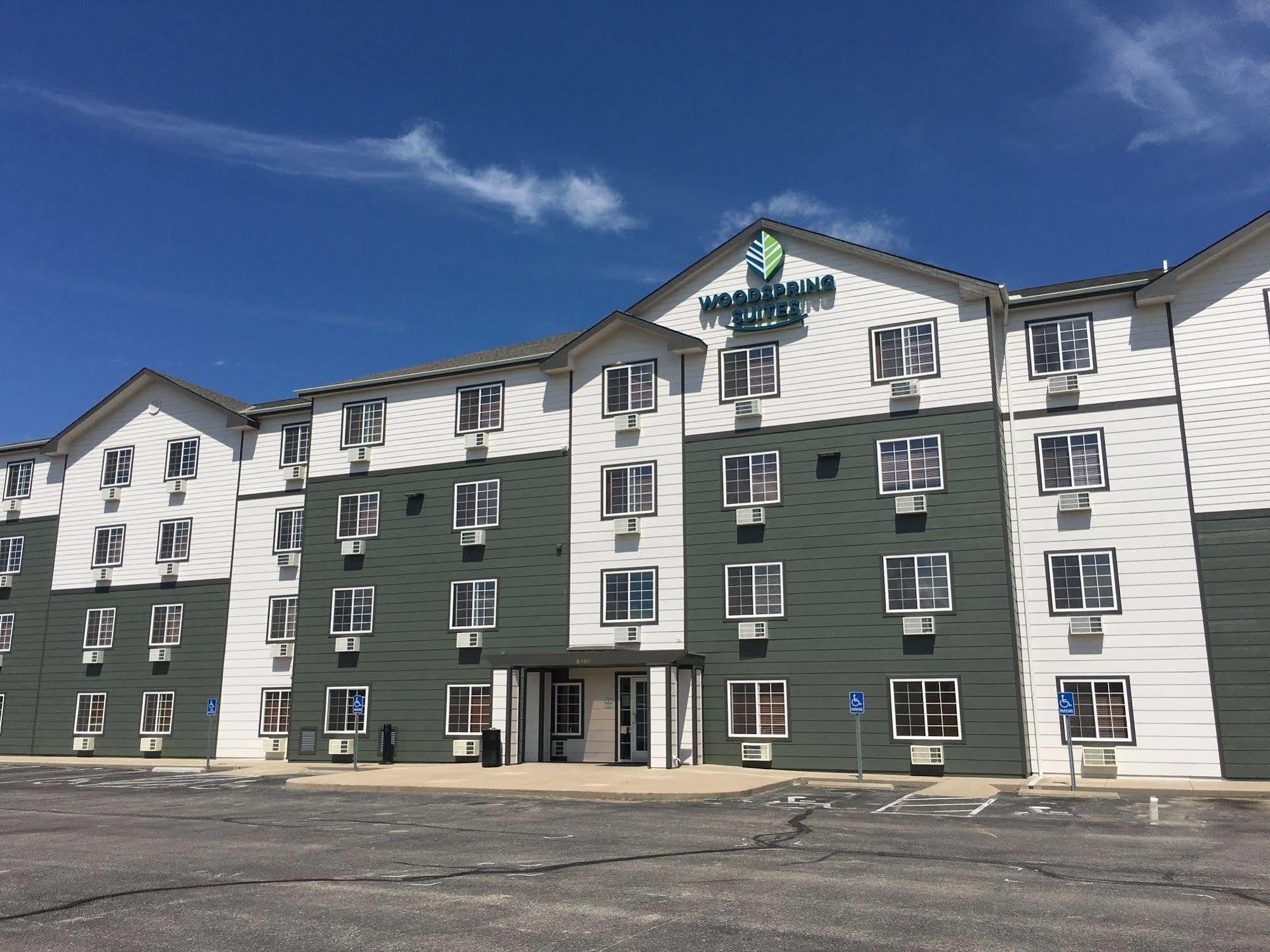 Extended Stay America Select Suites - Wichita - North ภายนอก รูปภาพ